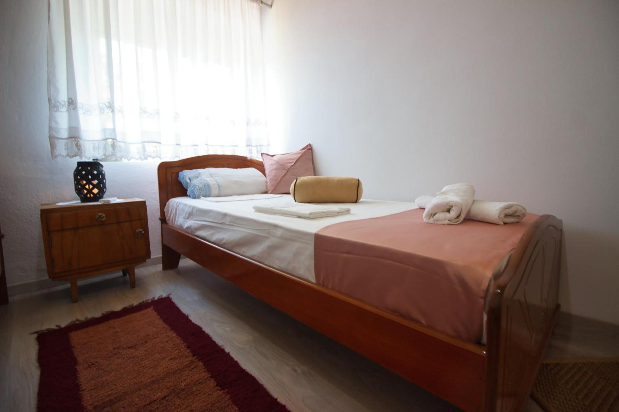 Guest House Denis Gjirokastër Eksteriør billede